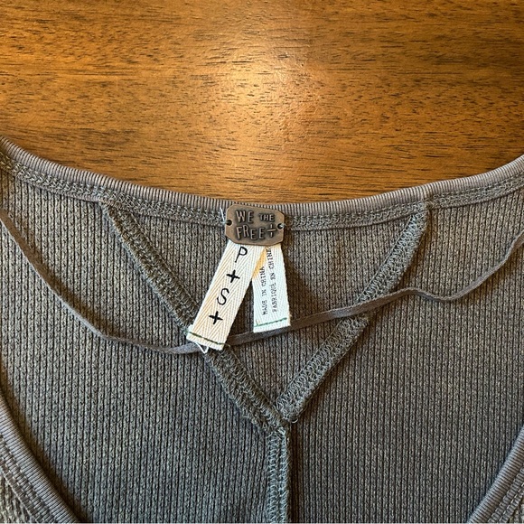 Free People Art School Button Cuff Thermal Green Long Sleeve V-Neck size Small - Picture 4 of 7